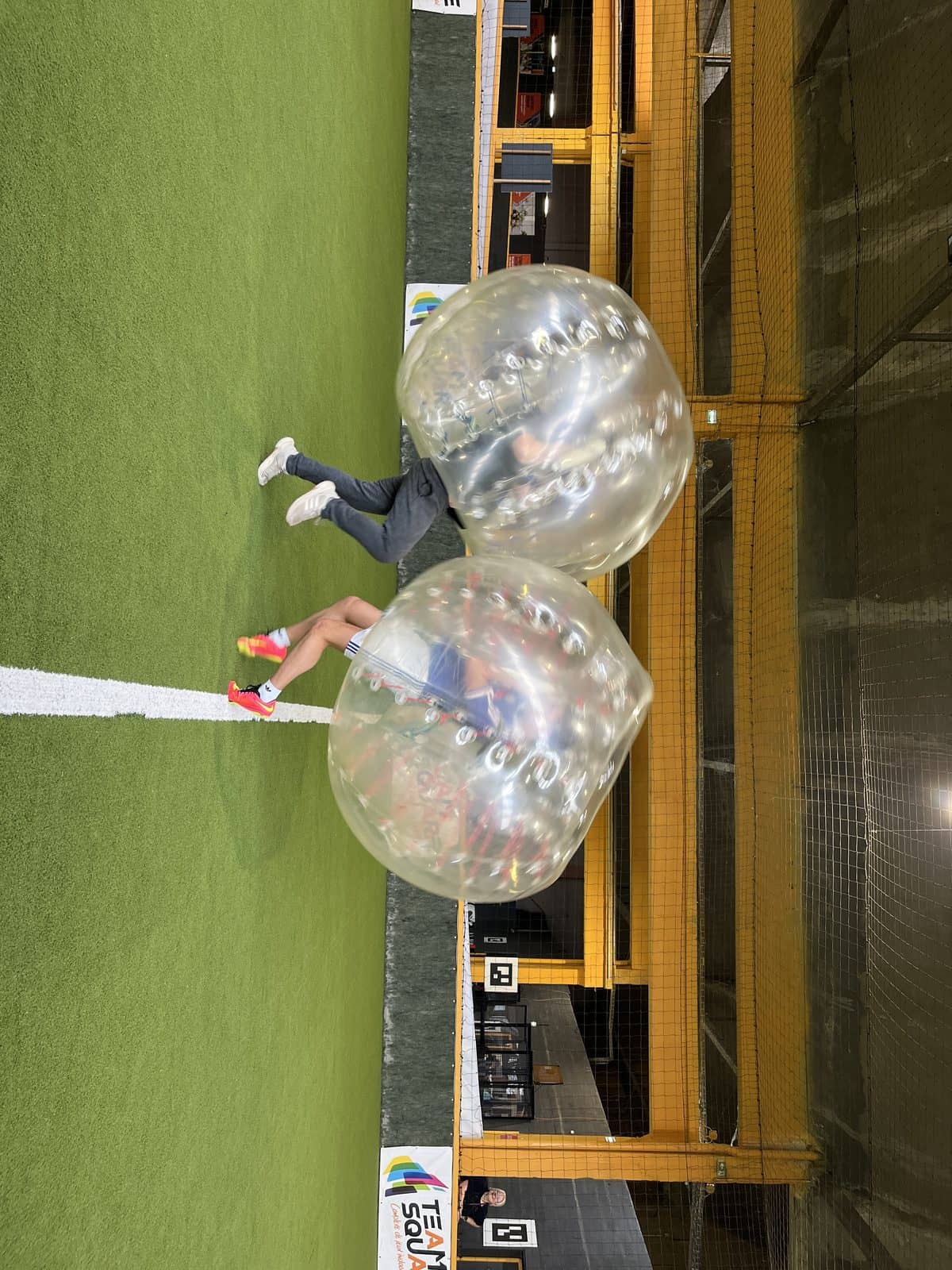 Jour de pluie dans les Hauts-de-France ? Le Bubble Foot ne se joue jamais dehors